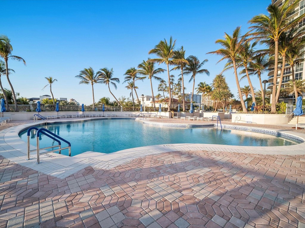 3100 N Ocean Blvd 2407