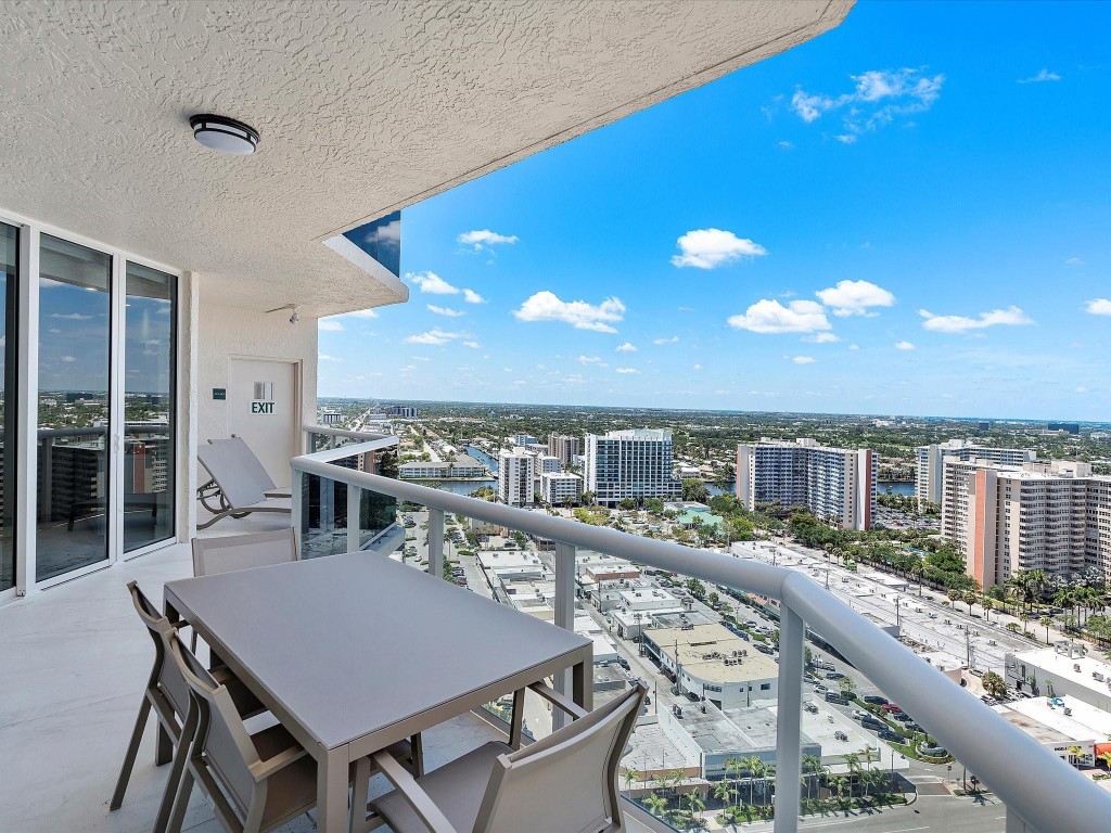 3100 N Ocean Blvd 2407