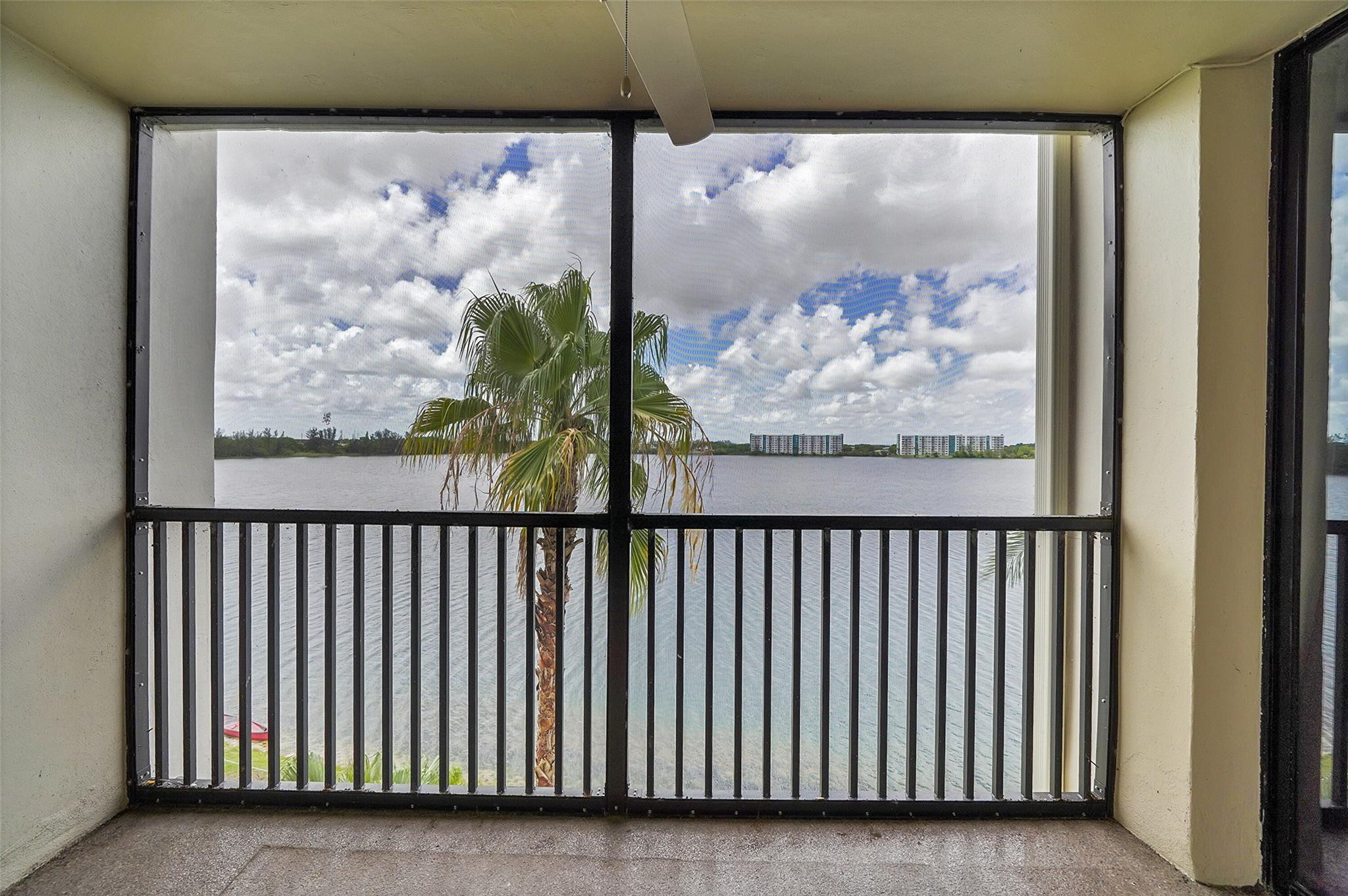 117 Lake emerald drive 407