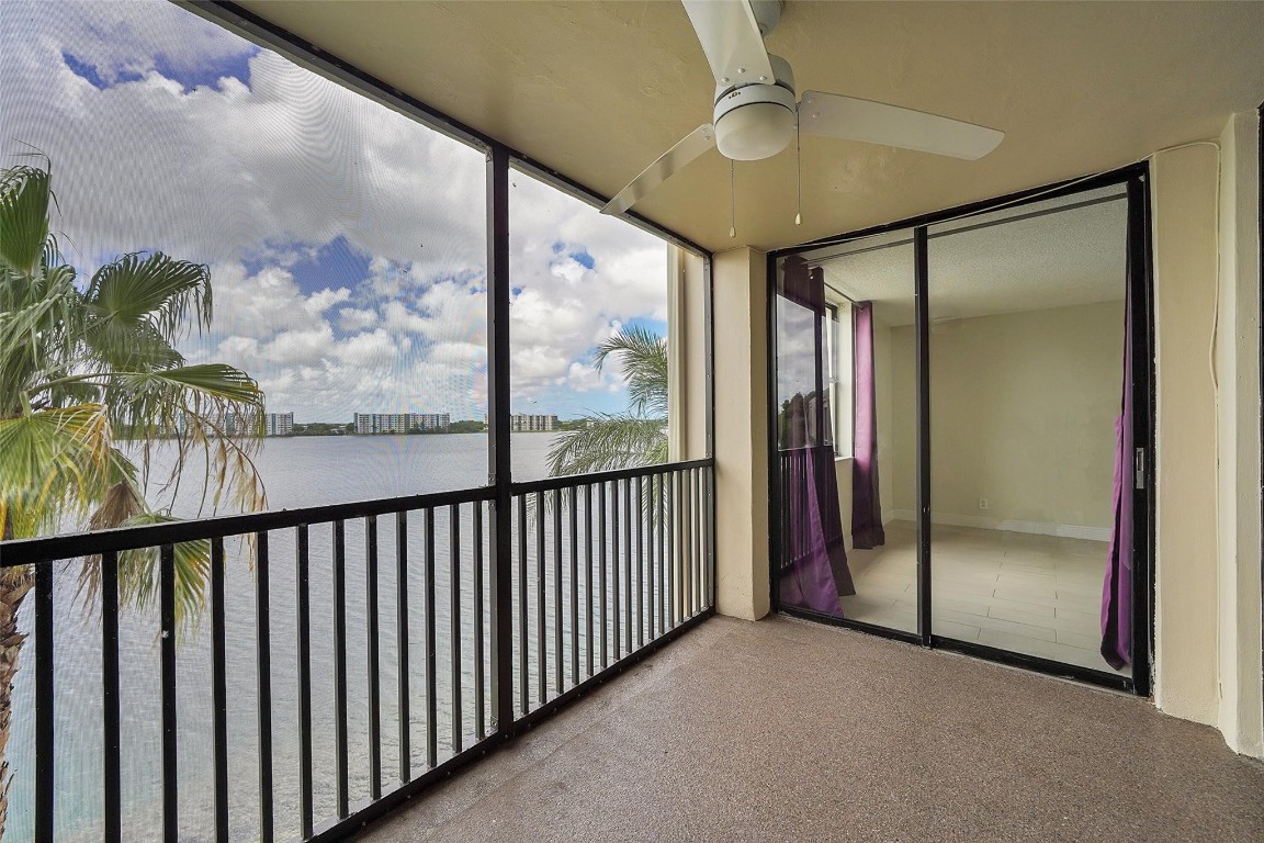 117 Lake emerald drive 407