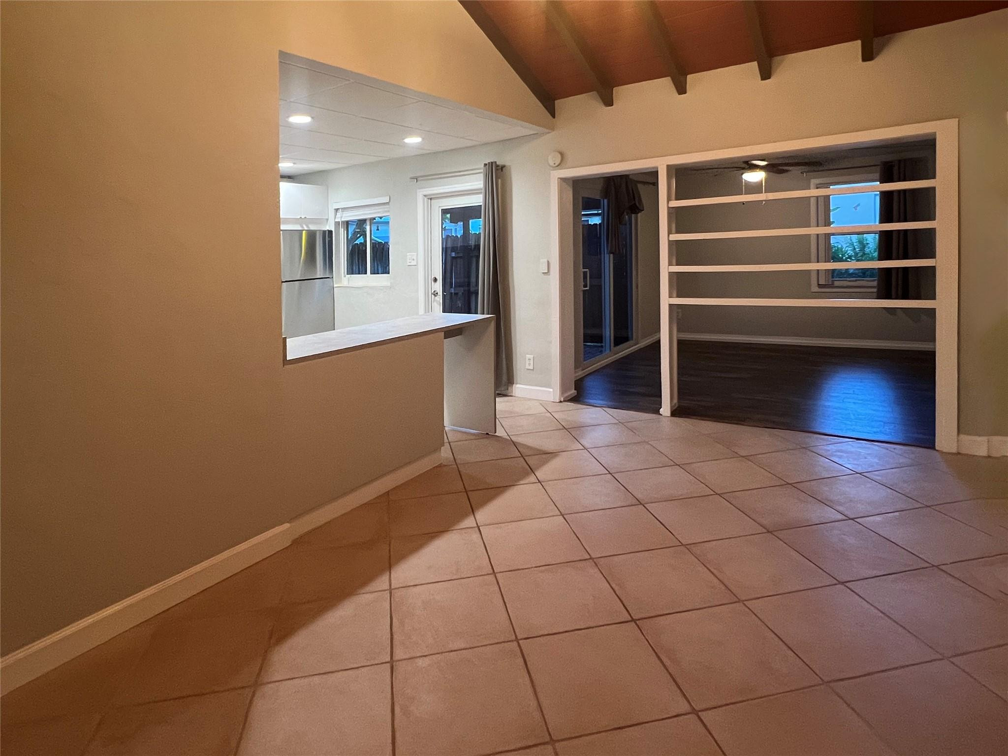 1121-1123 NE 17th Ter