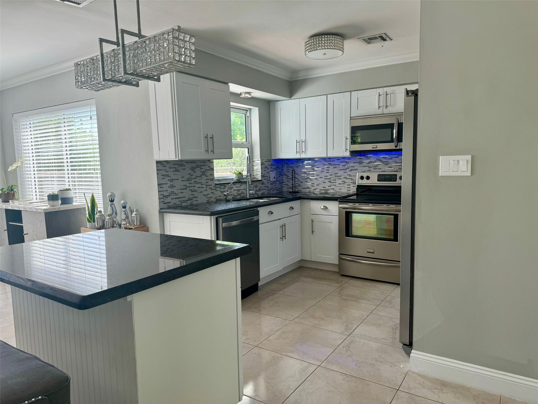 241 NE 48th Ct