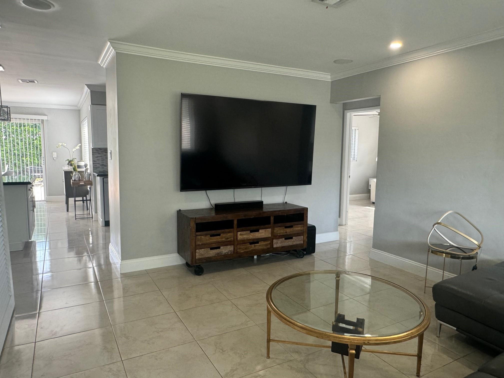 241 NE 48th Ct