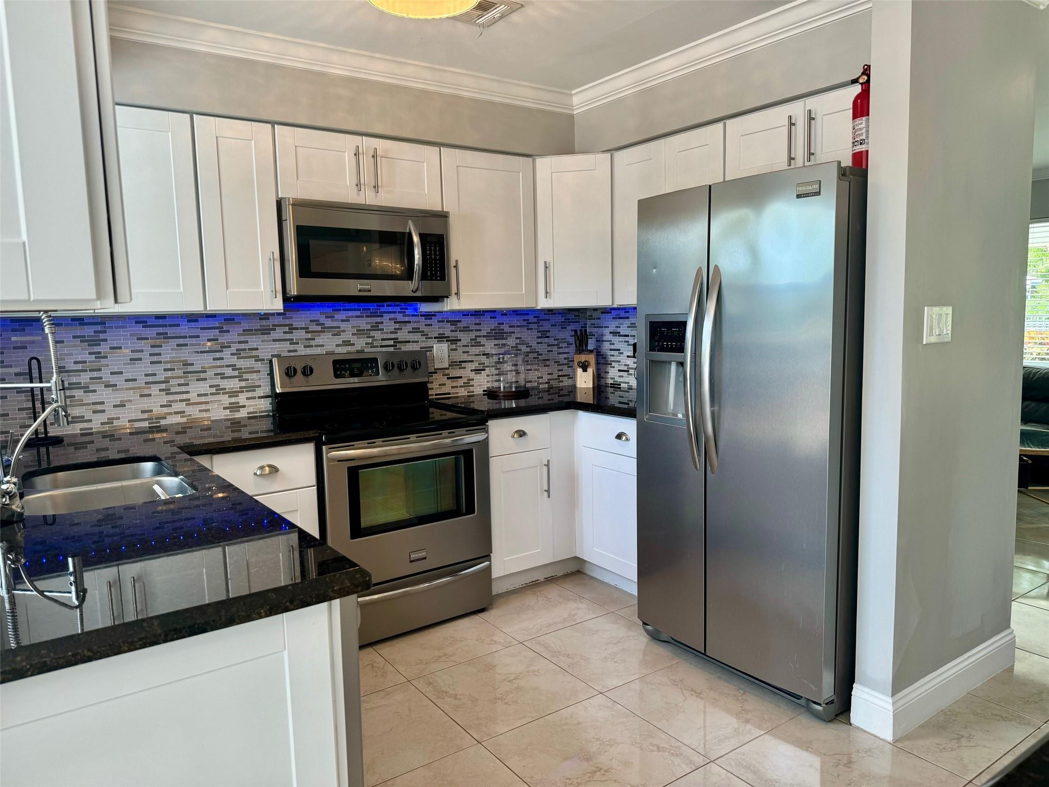 241 NE 48th Ct