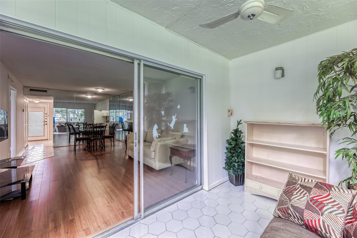 3180 Holiday Springs Blvd 5-207