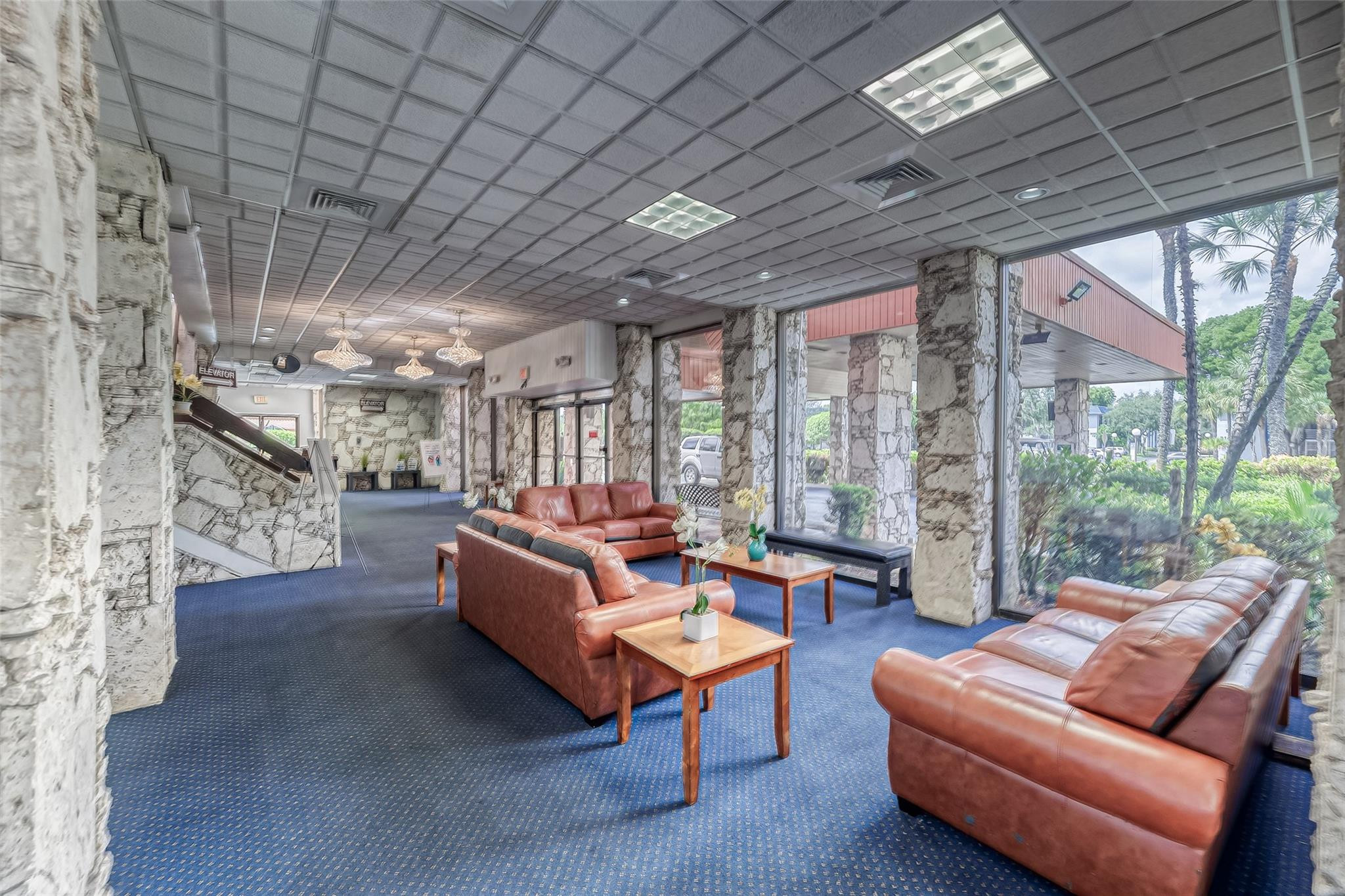 3180 Holiday Springs Blvd 5-207