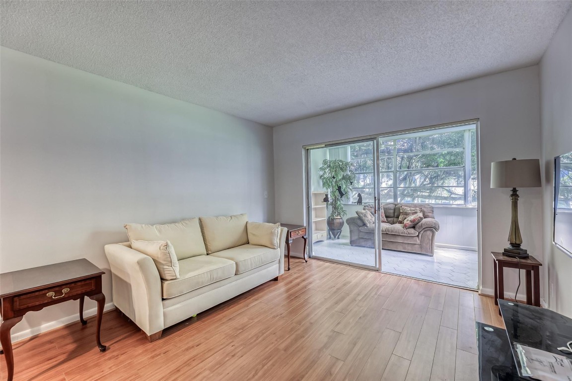 3180 Holiday Springs Blvd 5-207