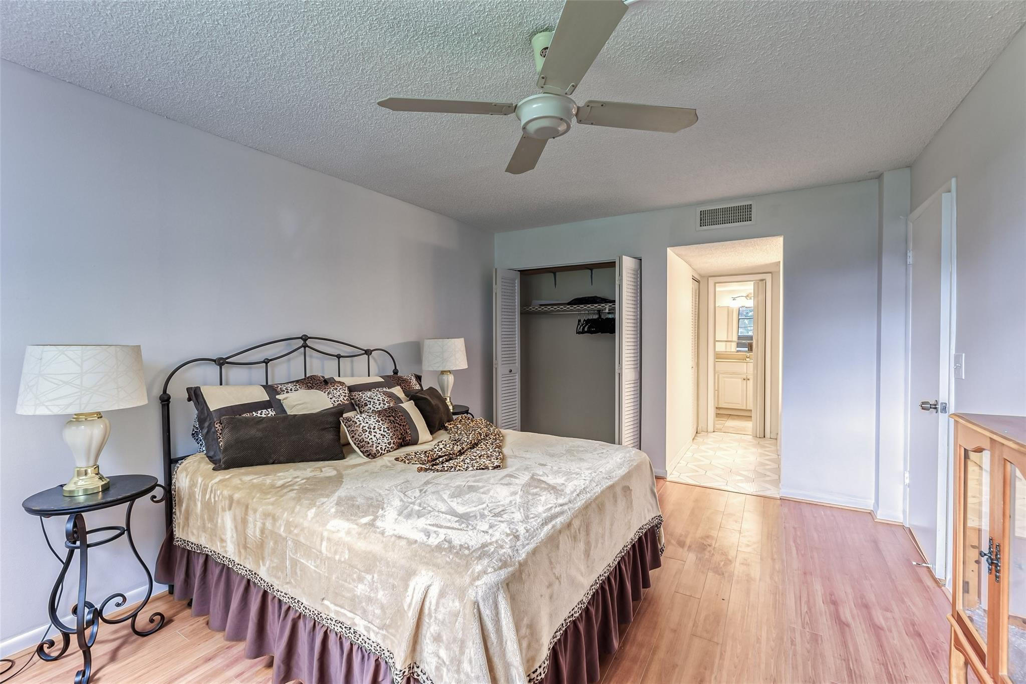 3180 Holiday Springs Blvd 5-207