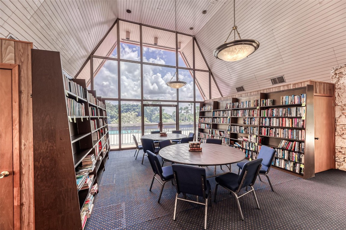 3180 Holiday Springs Blvd 5-207