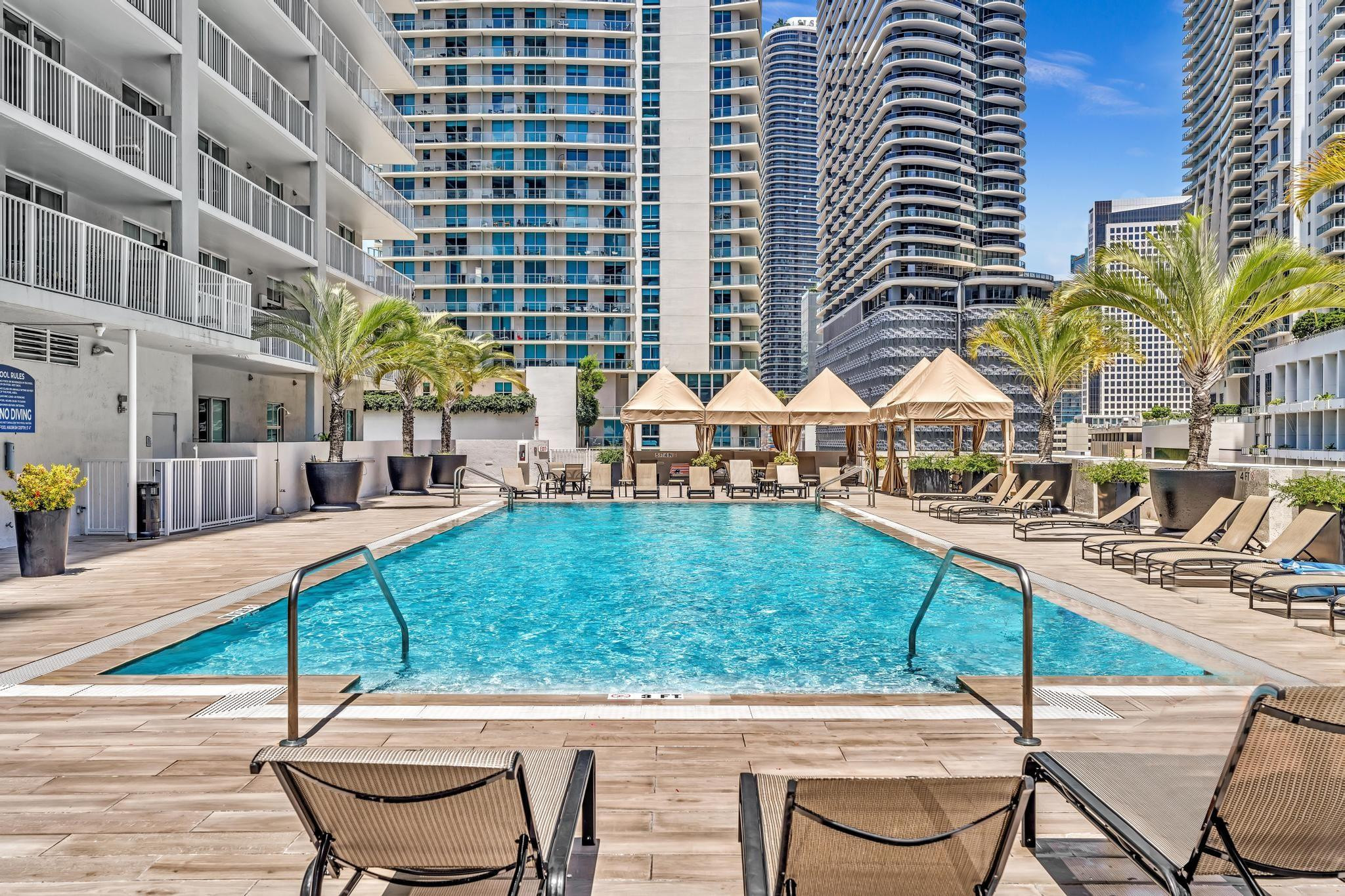 1250 S Miami Ave 2008