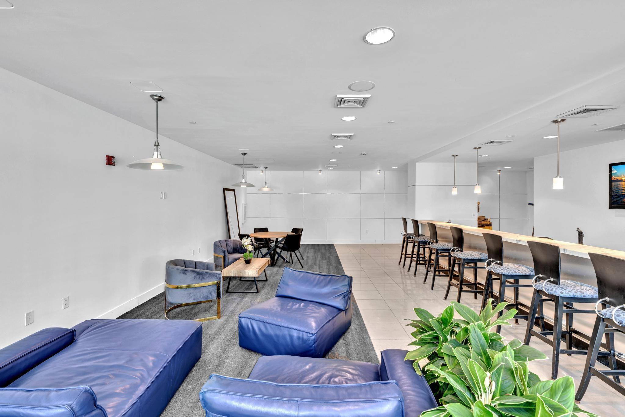 1250 S Miami Ave 2008