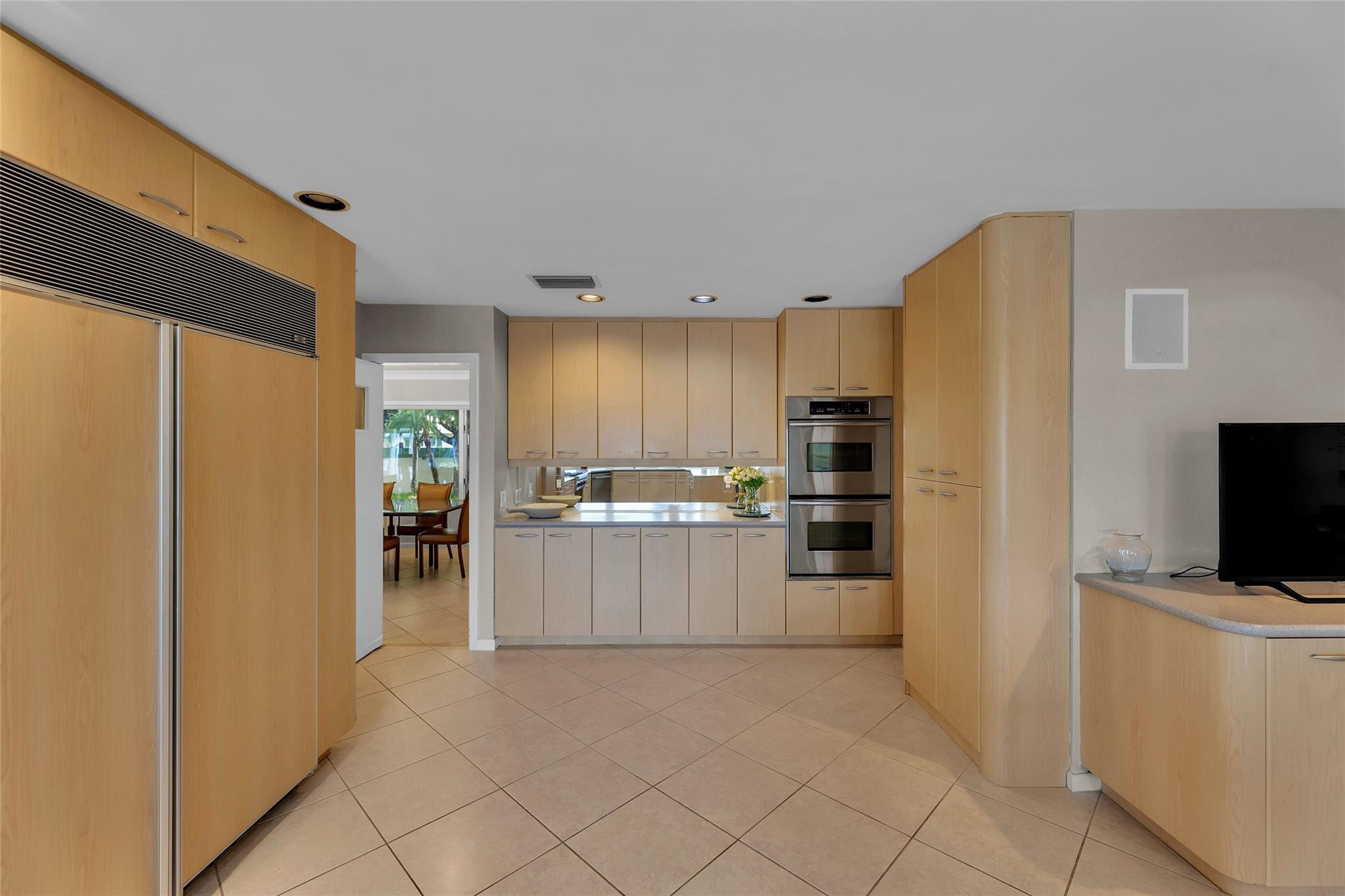 2931 NE 55th Pl