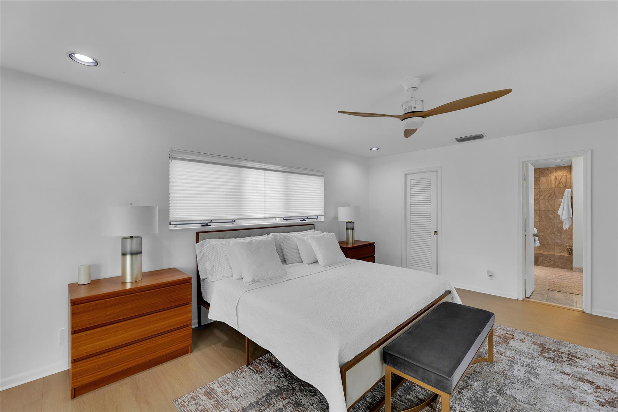 2931 NE 55th Pl