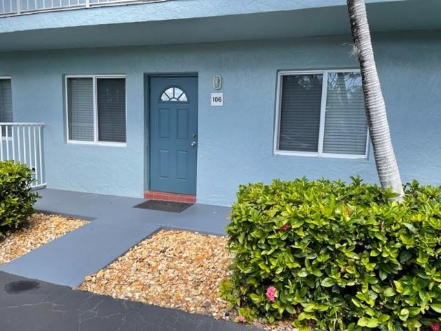 1311 NE 18th St 106