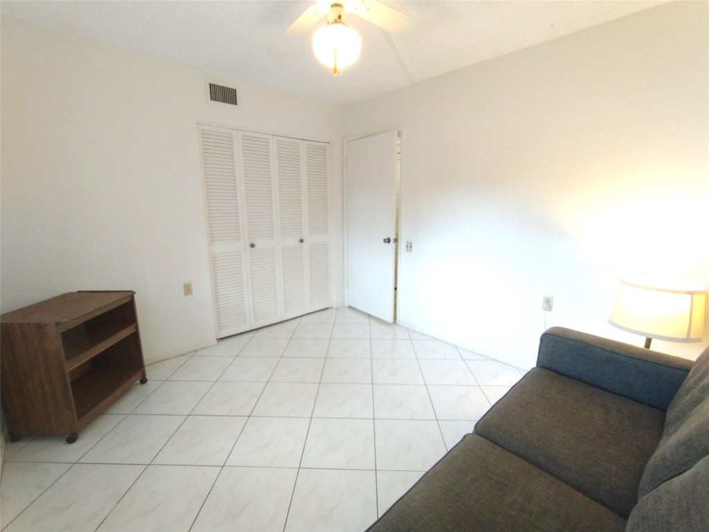 1205 Bahama Bend F1