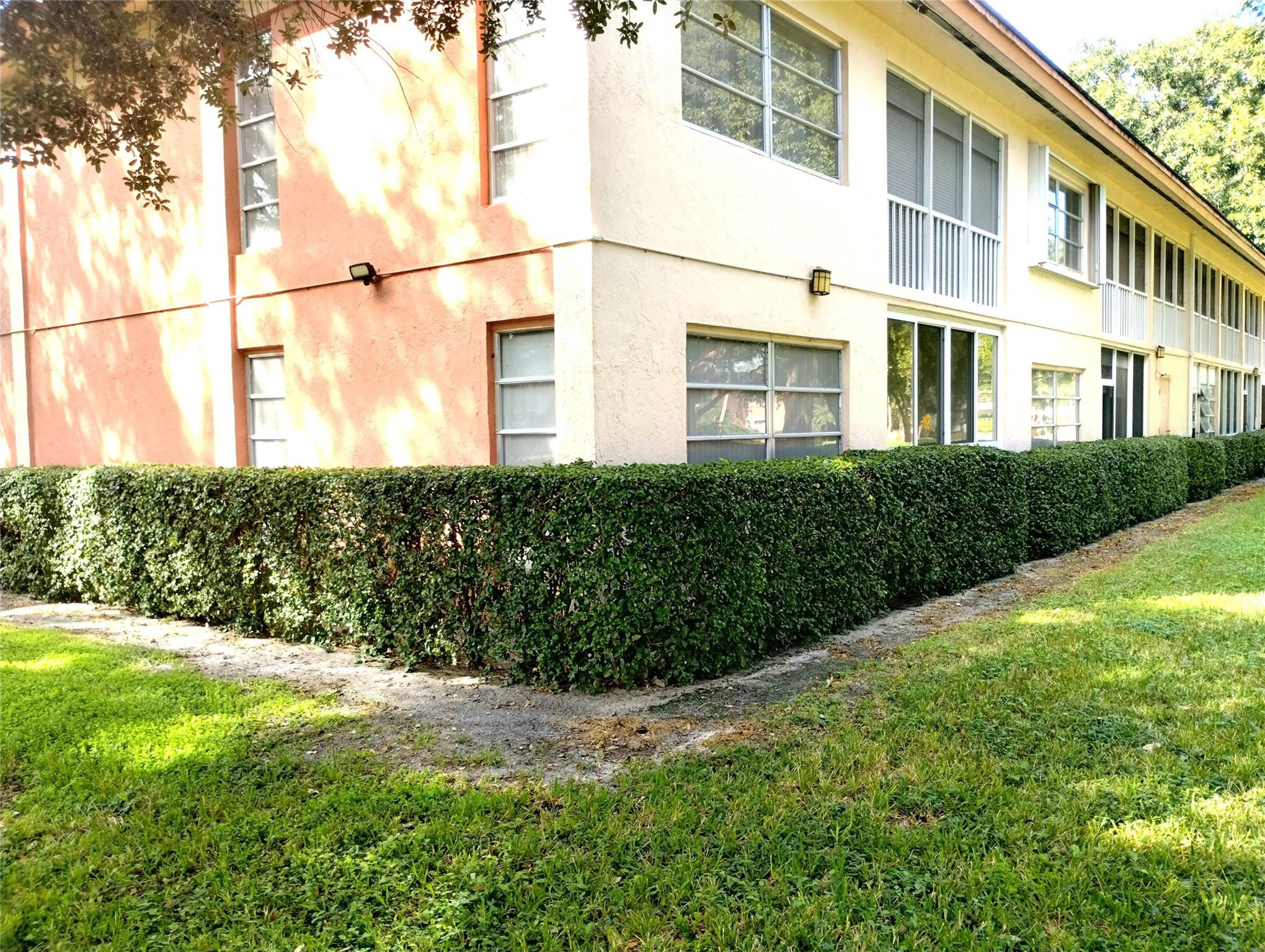 1205 Bahama Bend F1