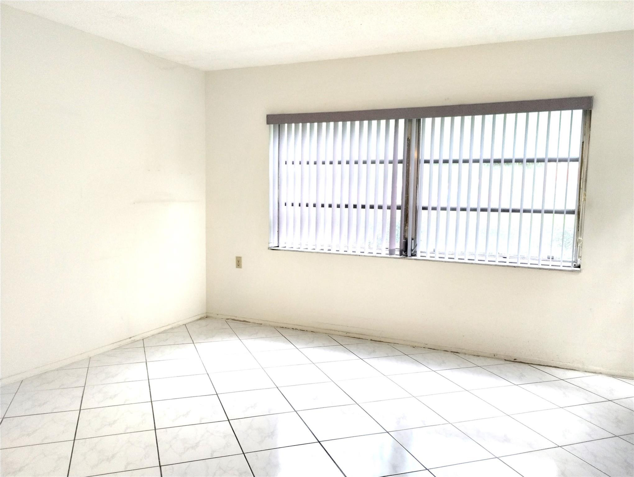 1205 Bahama Bend F1