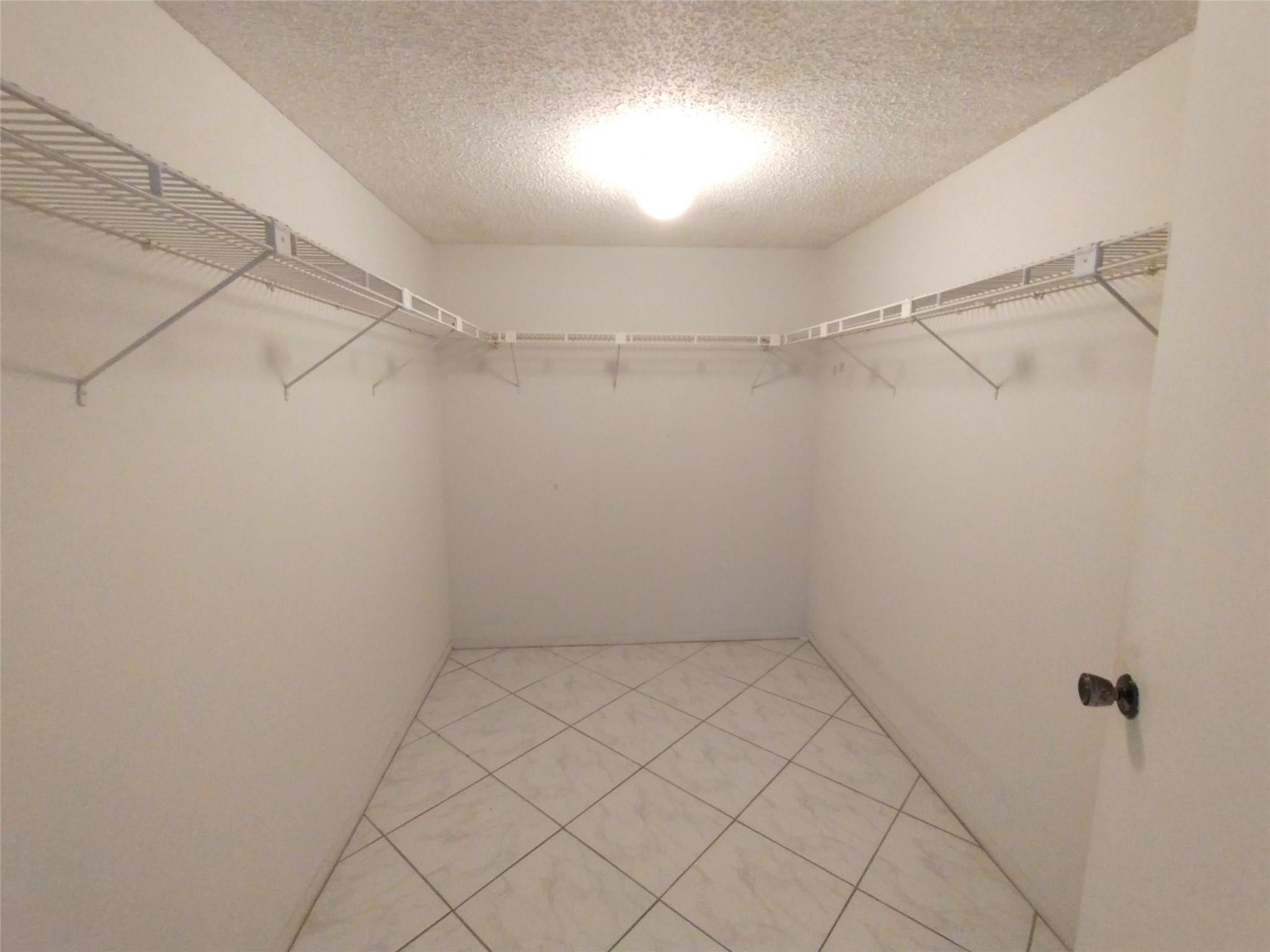 1205 Bahama Bend F1