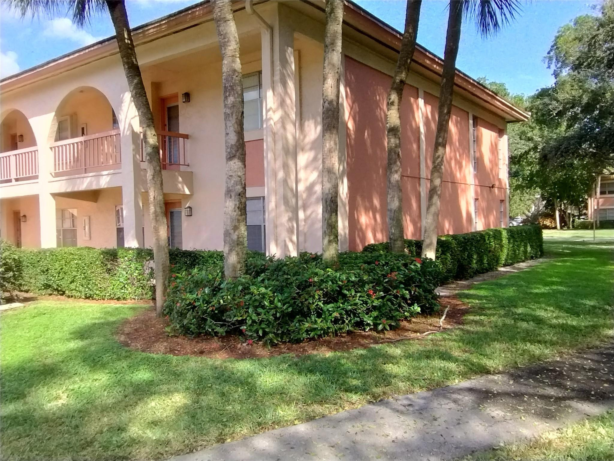 1205 Bahama Bend F1