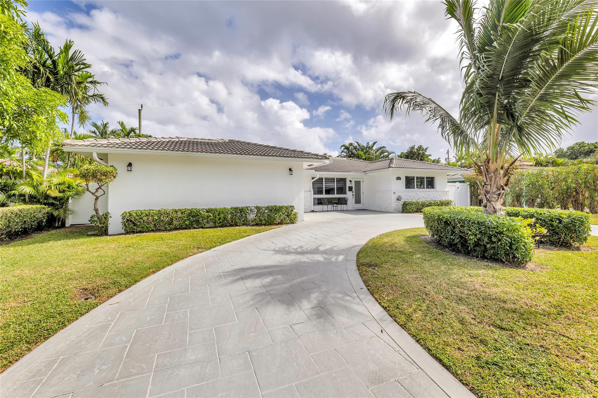 612 NE 24th Ave