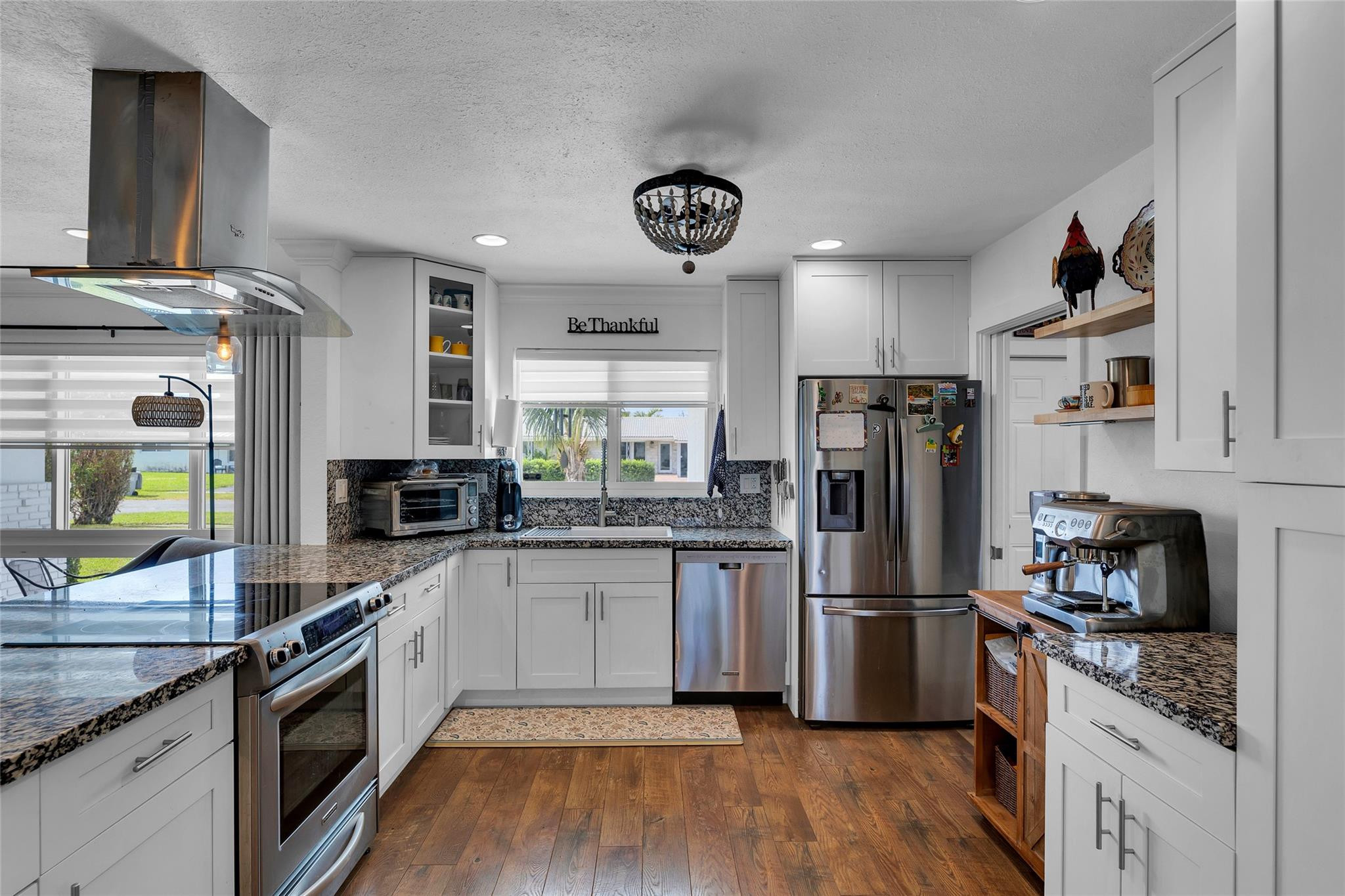 612 NE 24th Ave