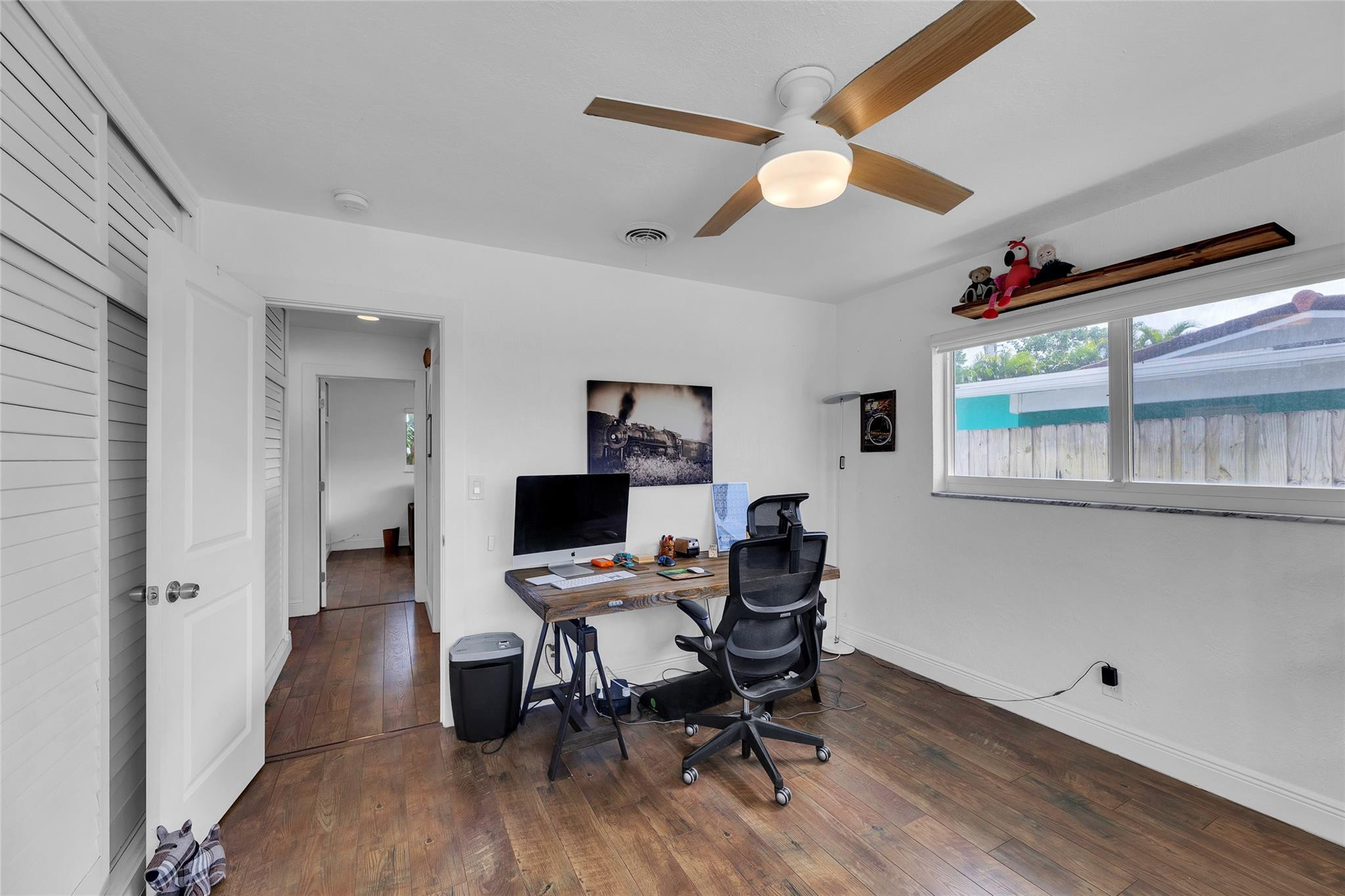 612 NE 24th Ave