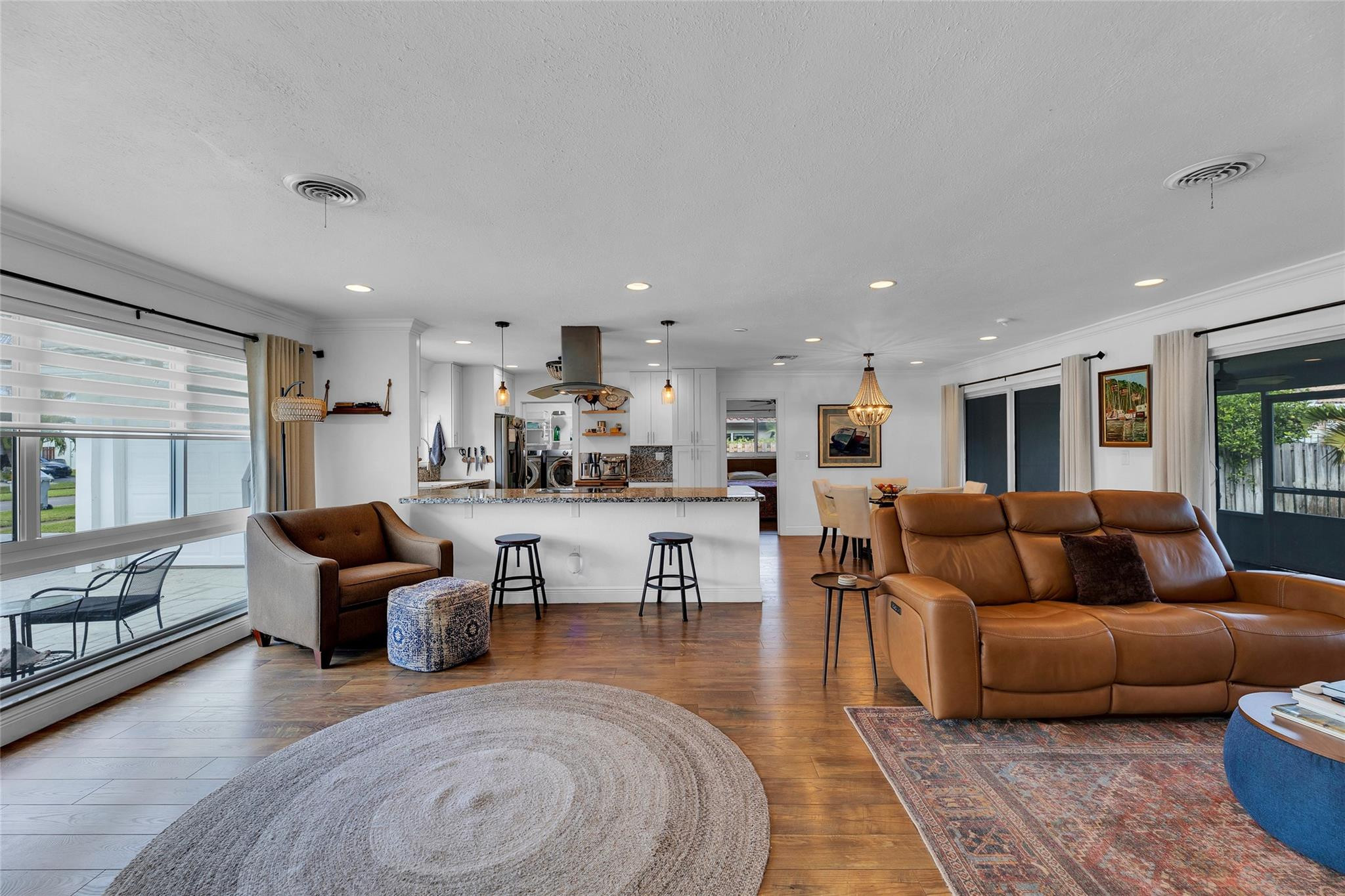 612 NE 24th Ave