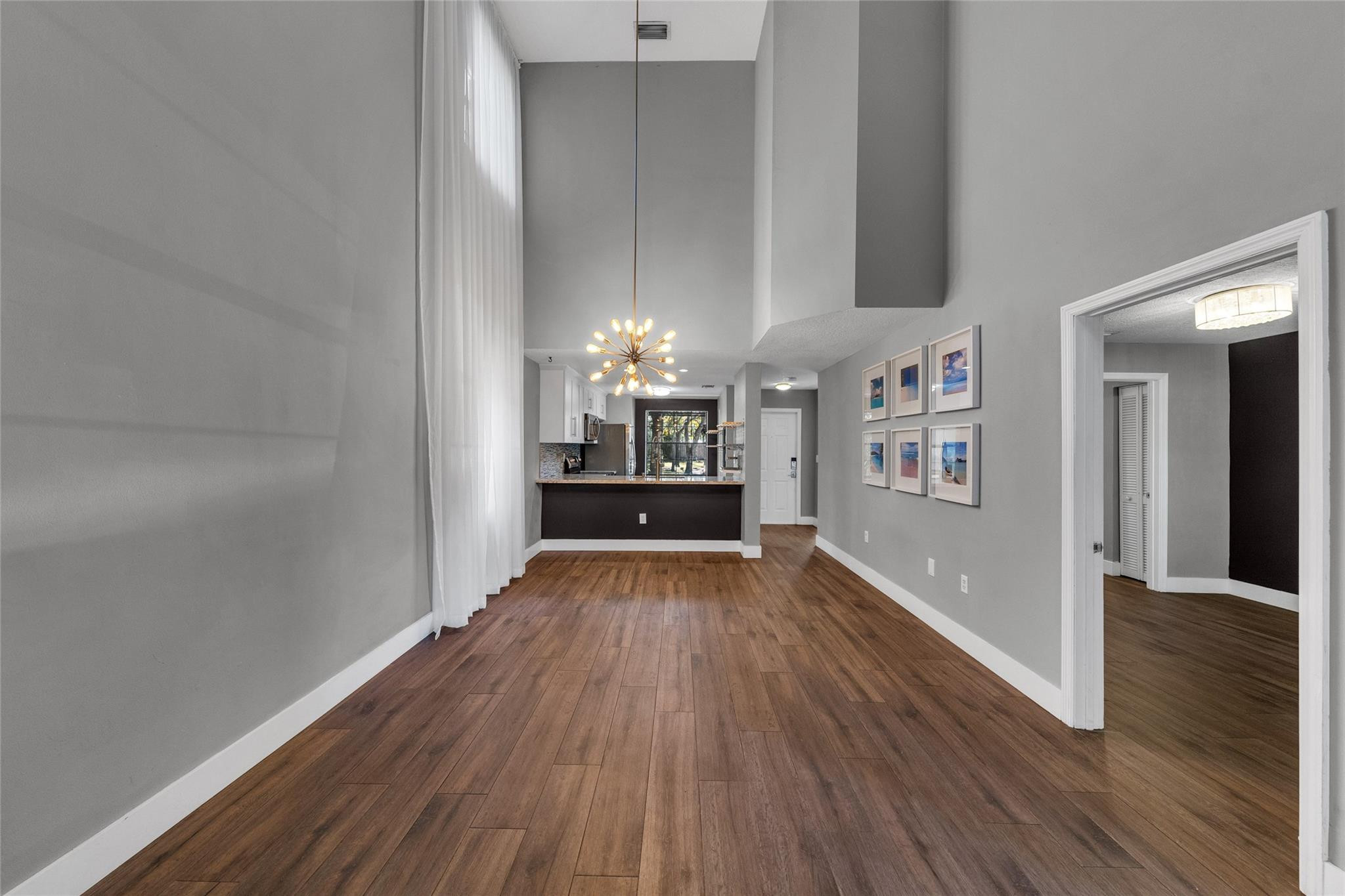 387 City View Dr 0