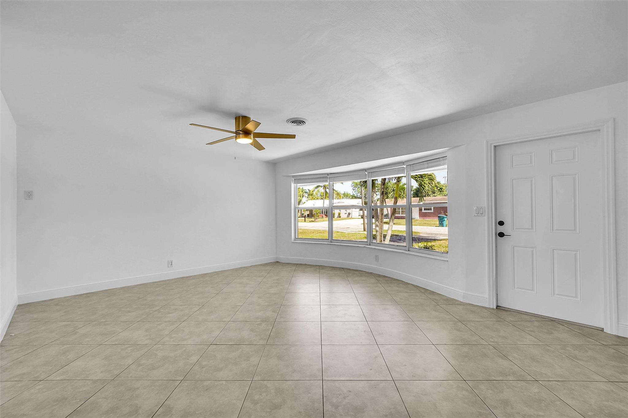 801 NW 65th Ter