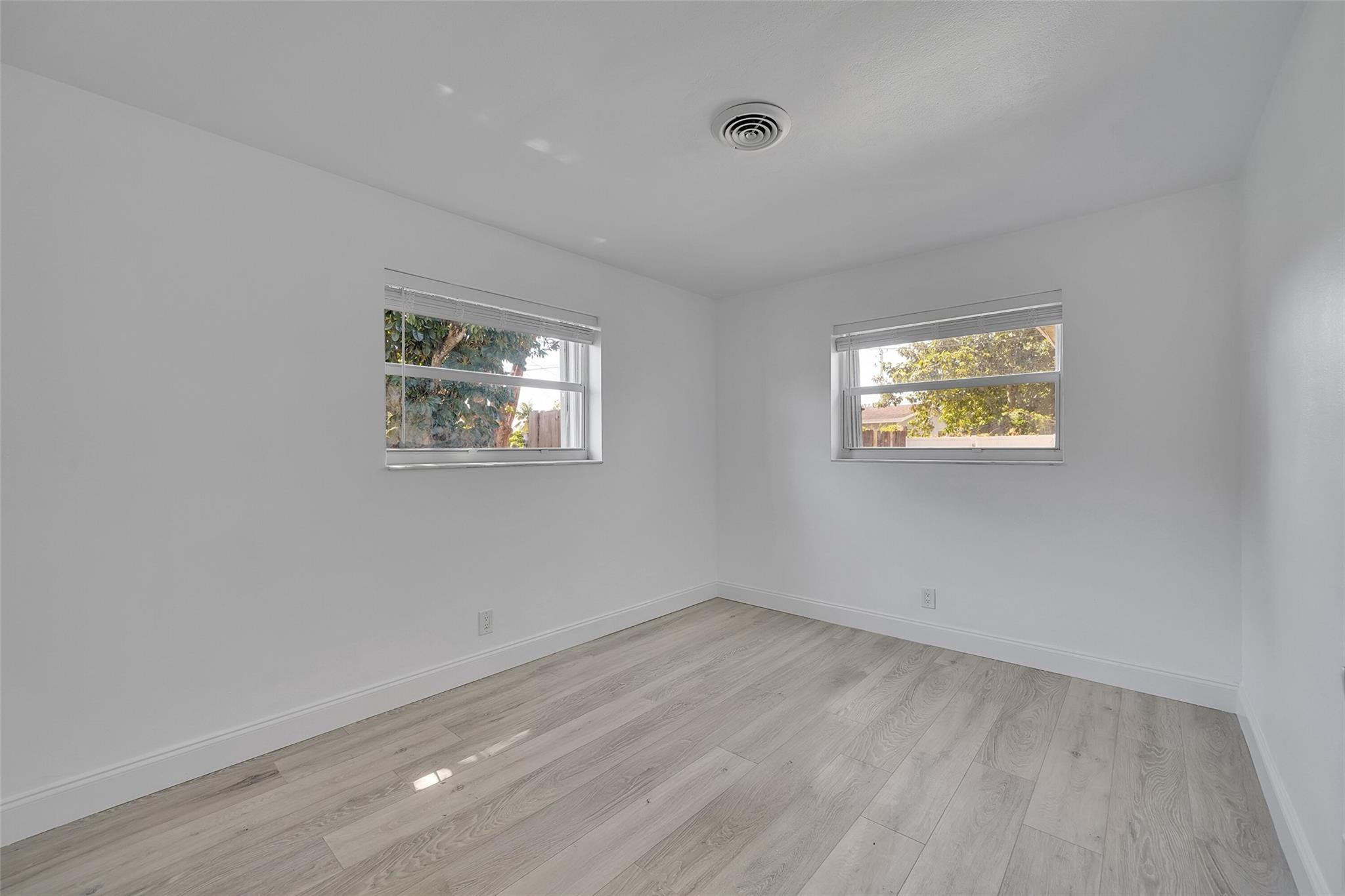 801 NW 65th Ter