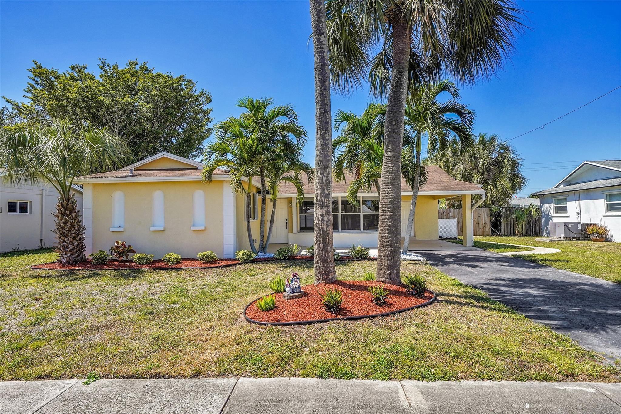 801 NW 65th Ter