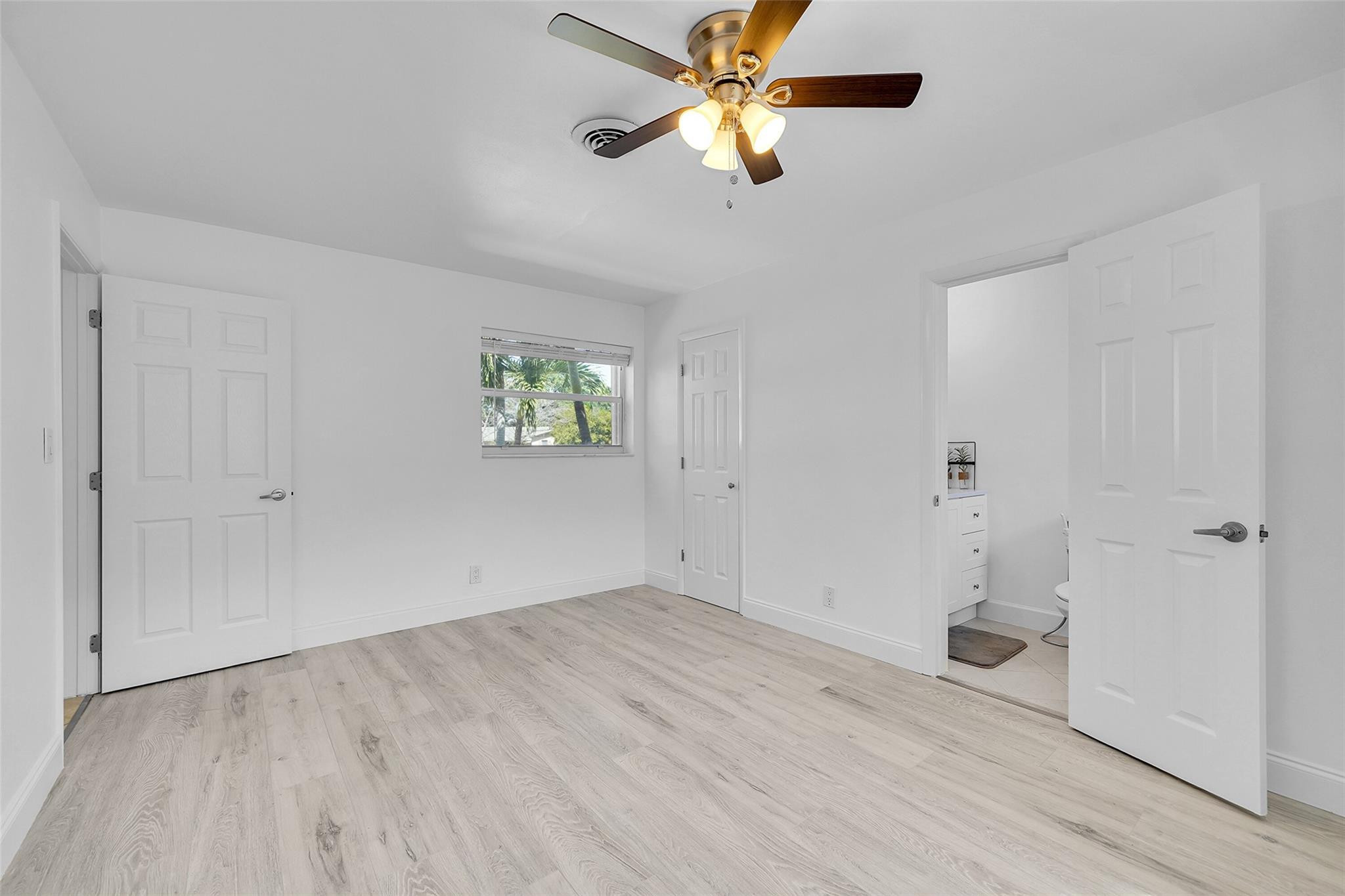 801 NW 65th Ter