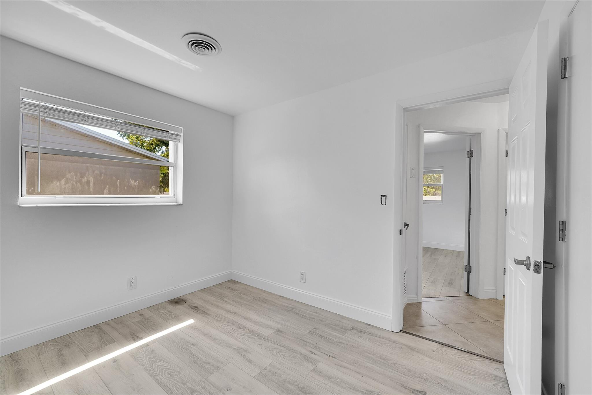801 NW 65th Ter