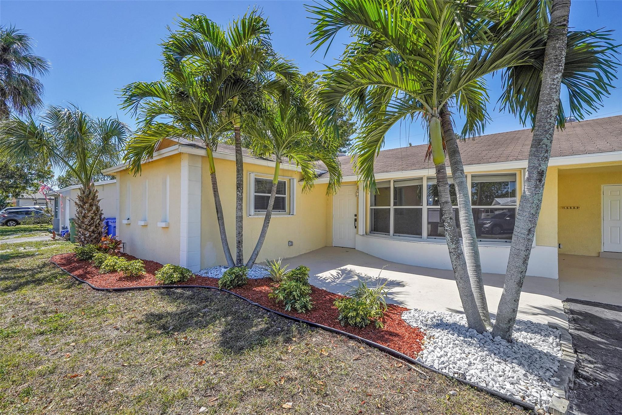 801 NW 65th Ter