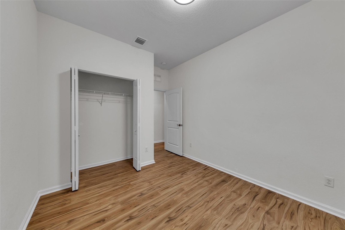 4234 N Dixie Hwy 122