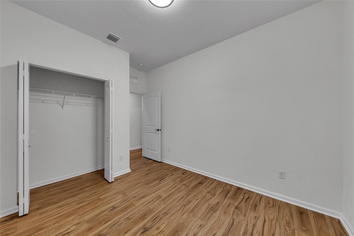 4234 N Dixie Hwy 122