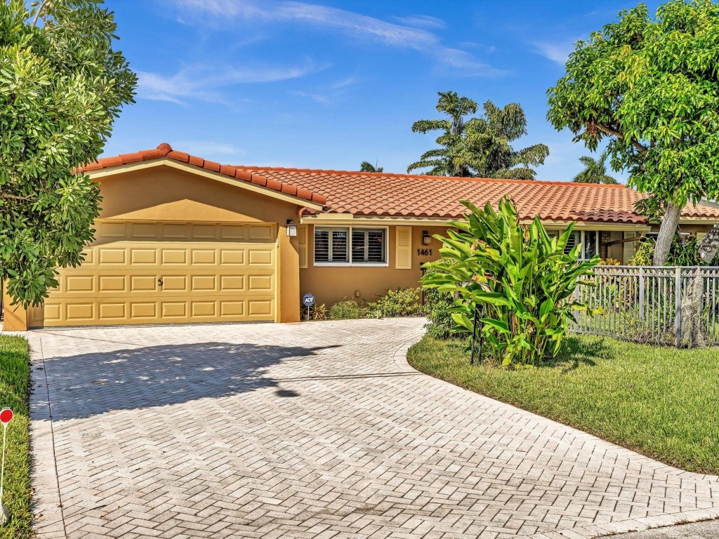 1461 NE 57th Ct