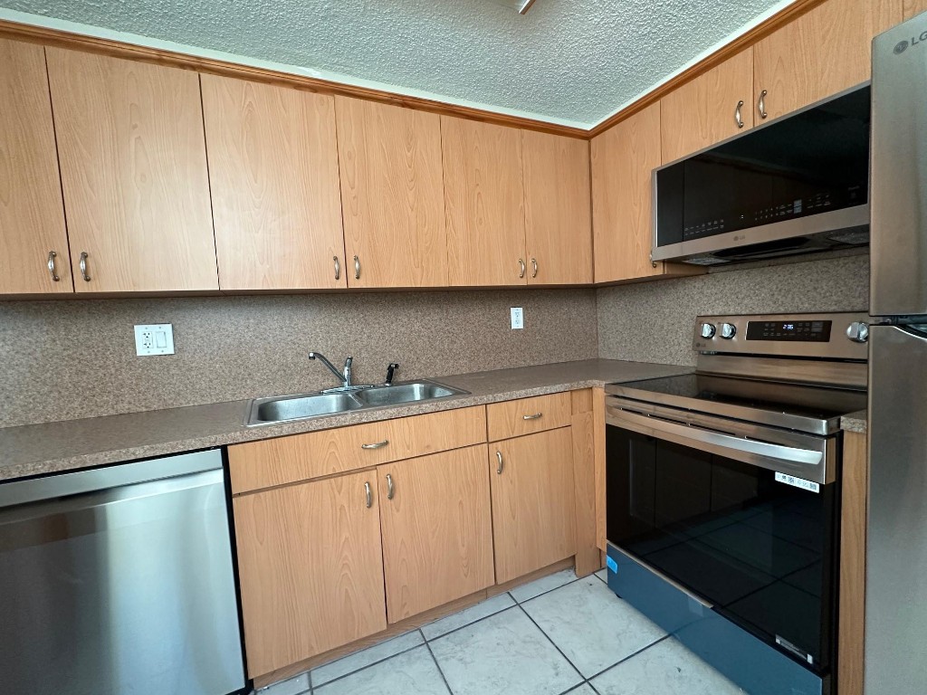 9451 Evergreen Pl 301