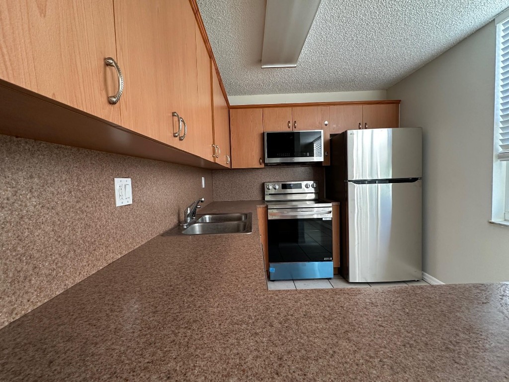 9451 Evergreen Pl 301