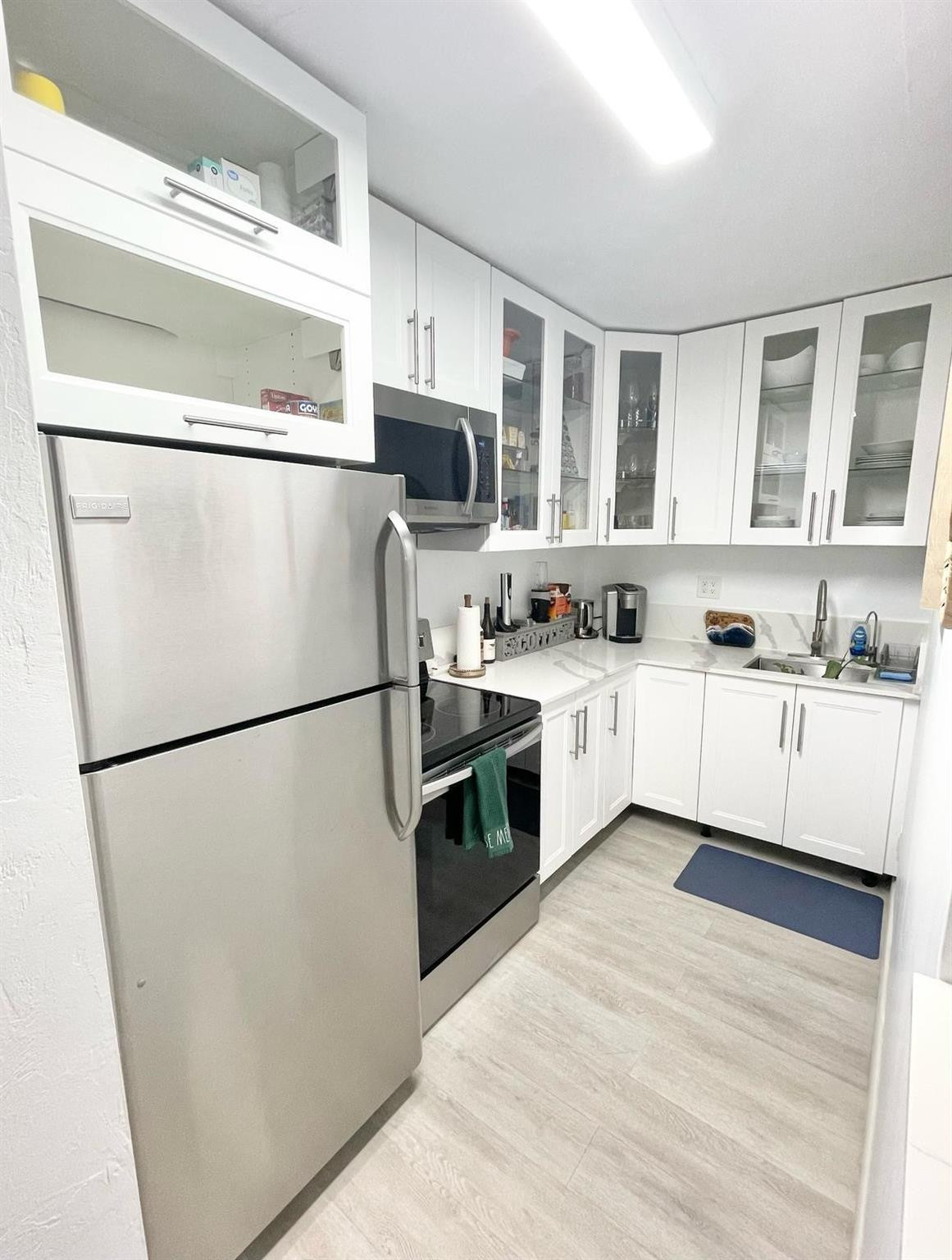3000 Riomar St 307