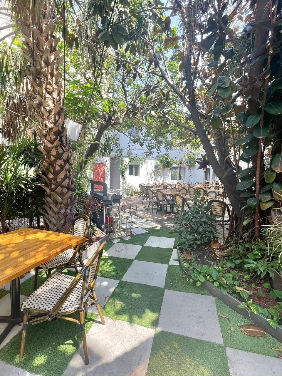 3000 Riomar St 307