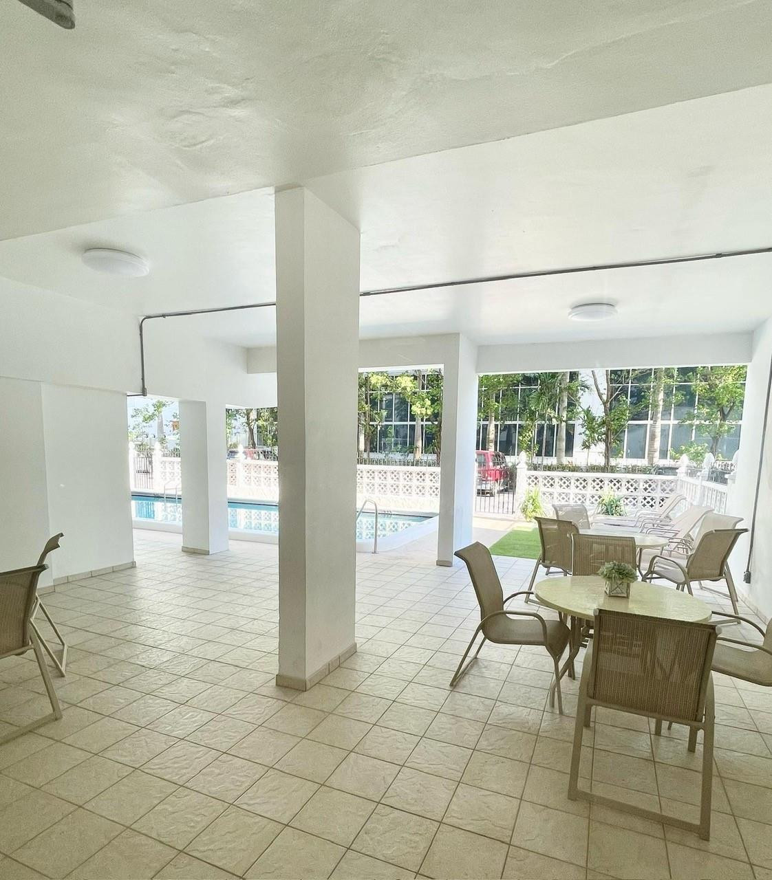 3000 Riomar St 307