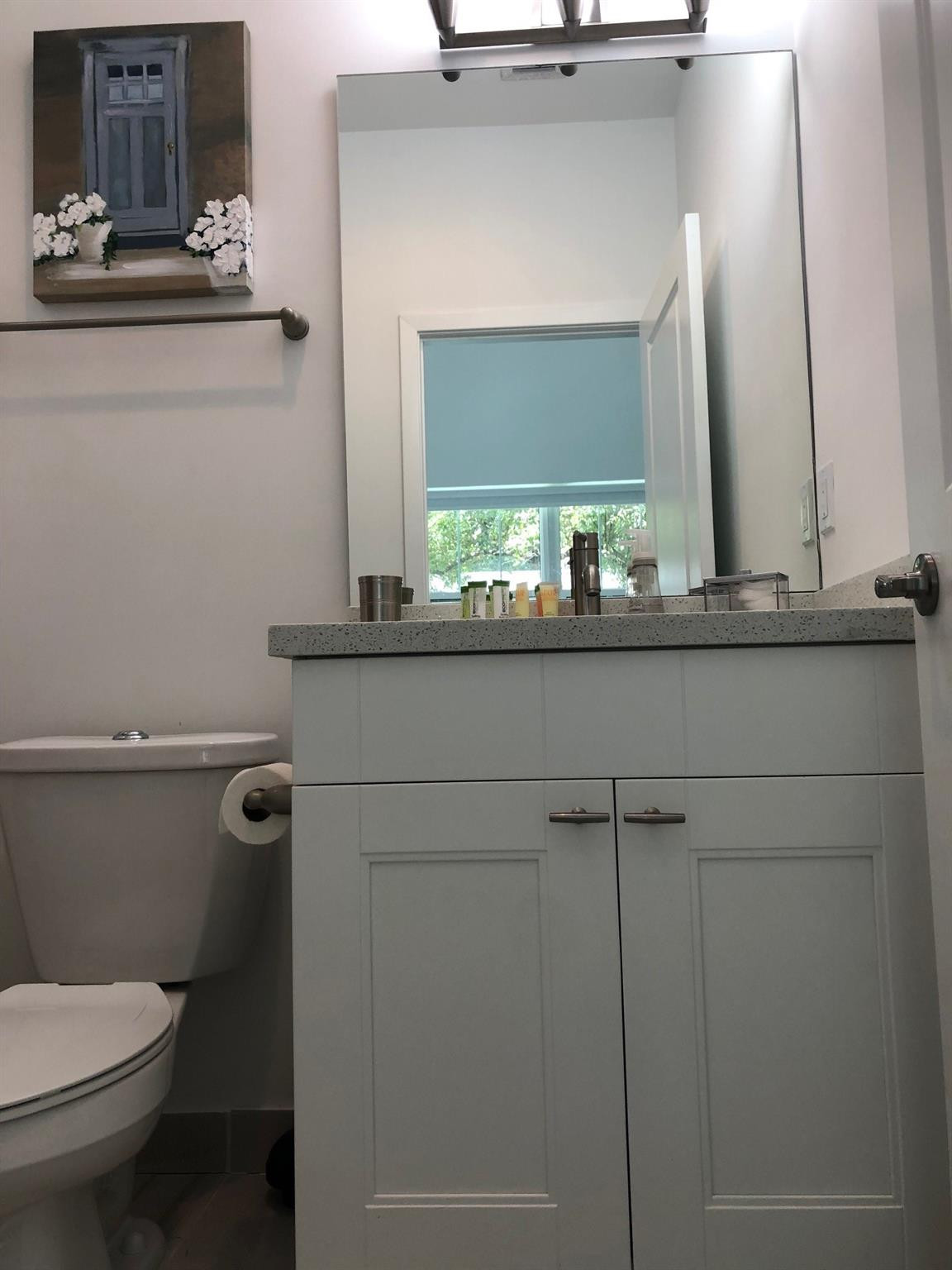 2362 SW 18th Ave 0