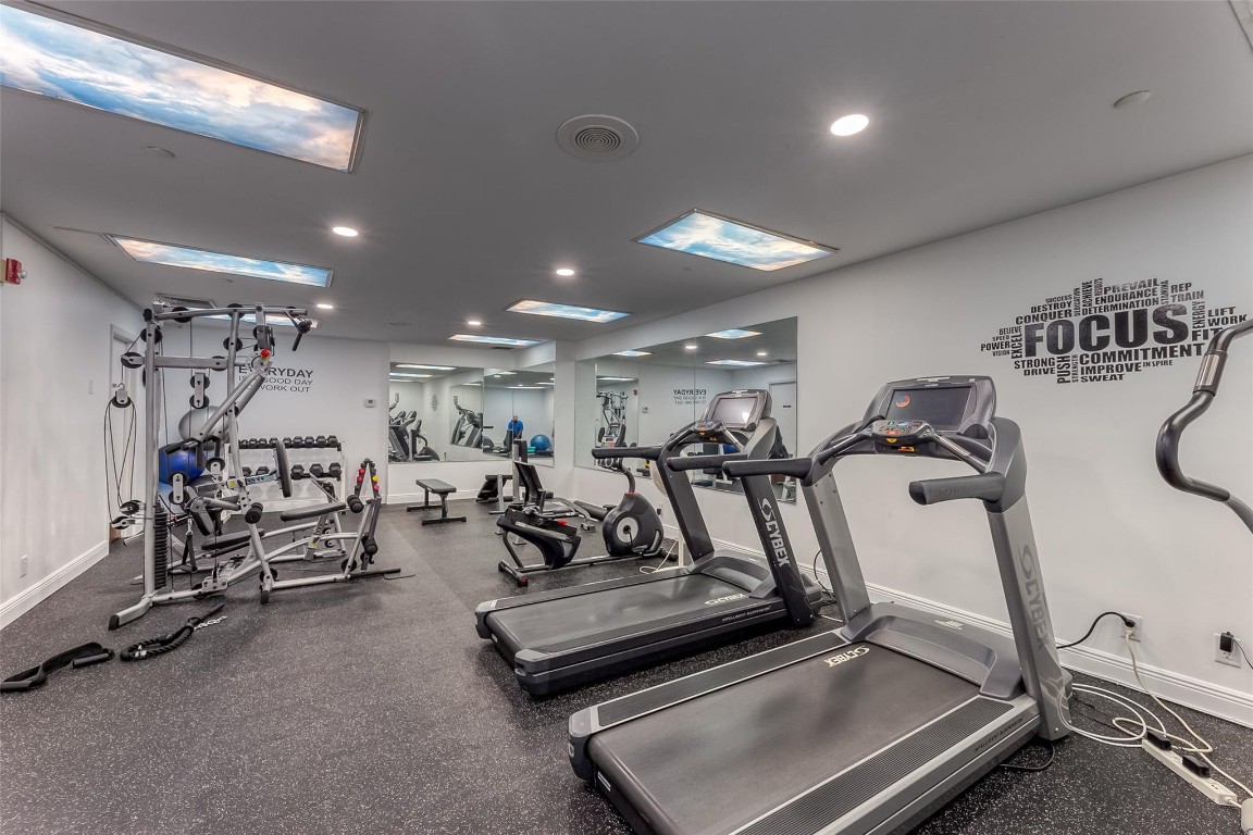 2900 NE 14th Street Cswy 202