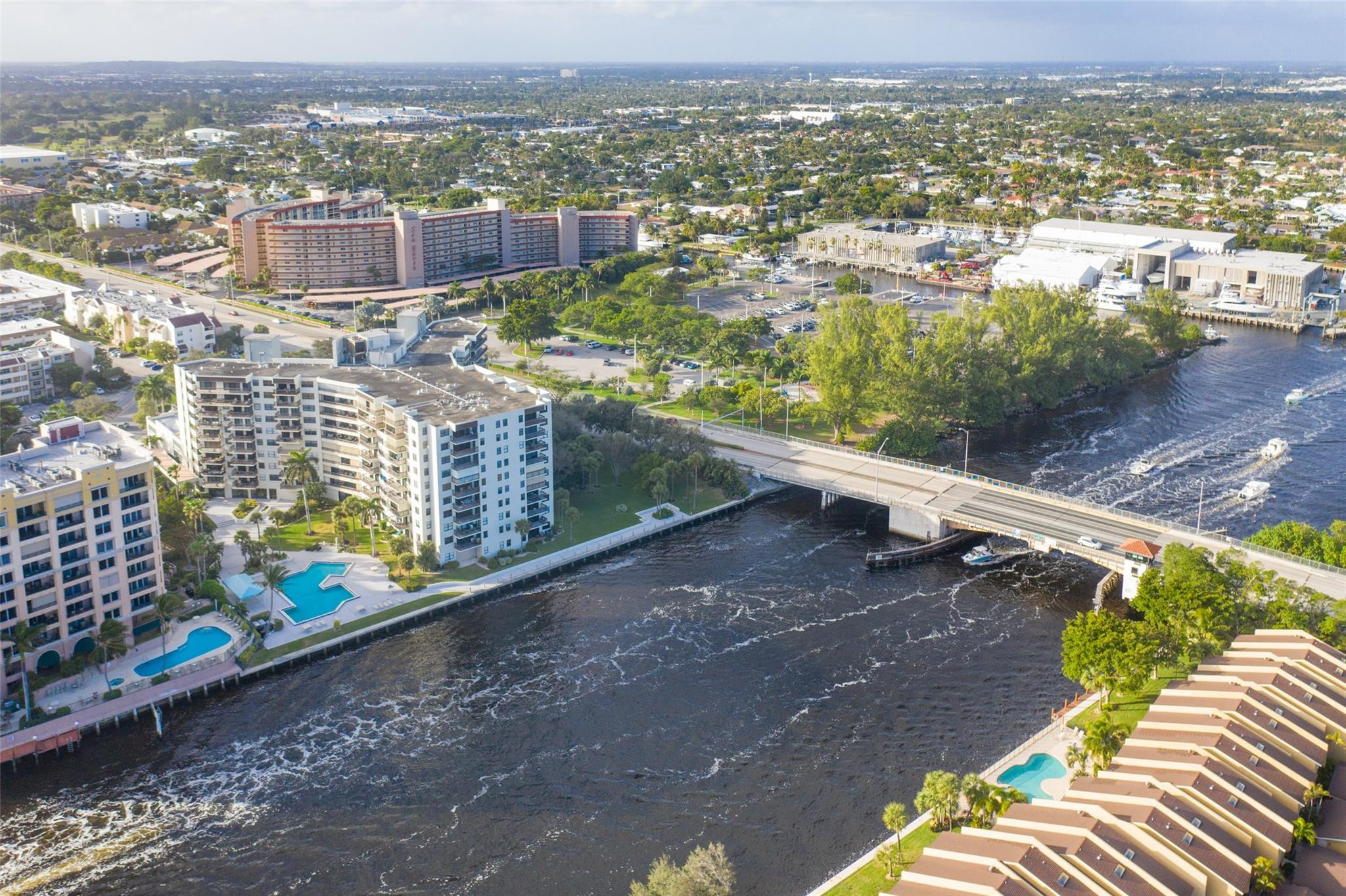 2900 NE 14th Street Cswy 202