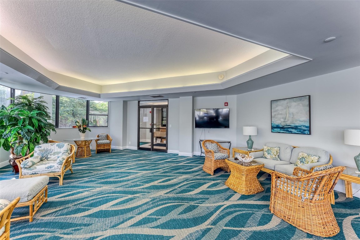 2900 NE 14th Street Cswy 202