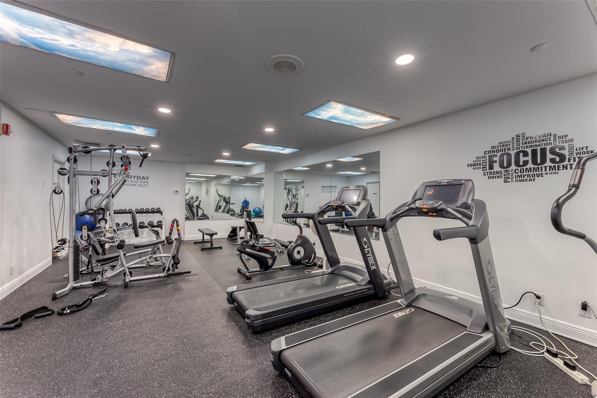 2900 NE 14th Street Cswy 202