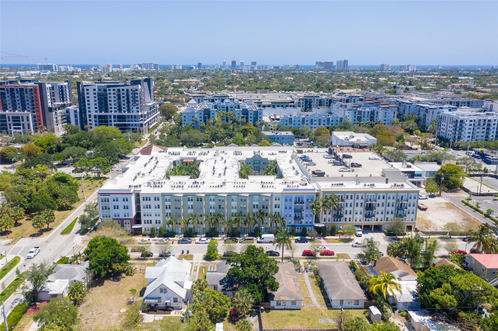 533 NE 3rd Ave 516