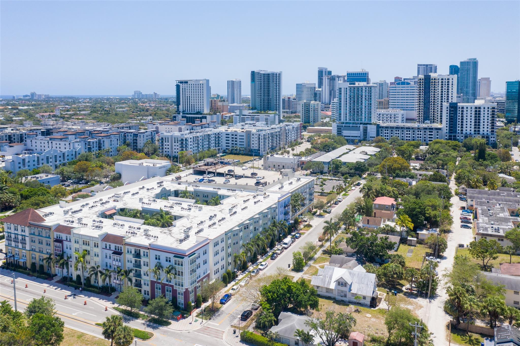 533 NE 3rd Ave 516