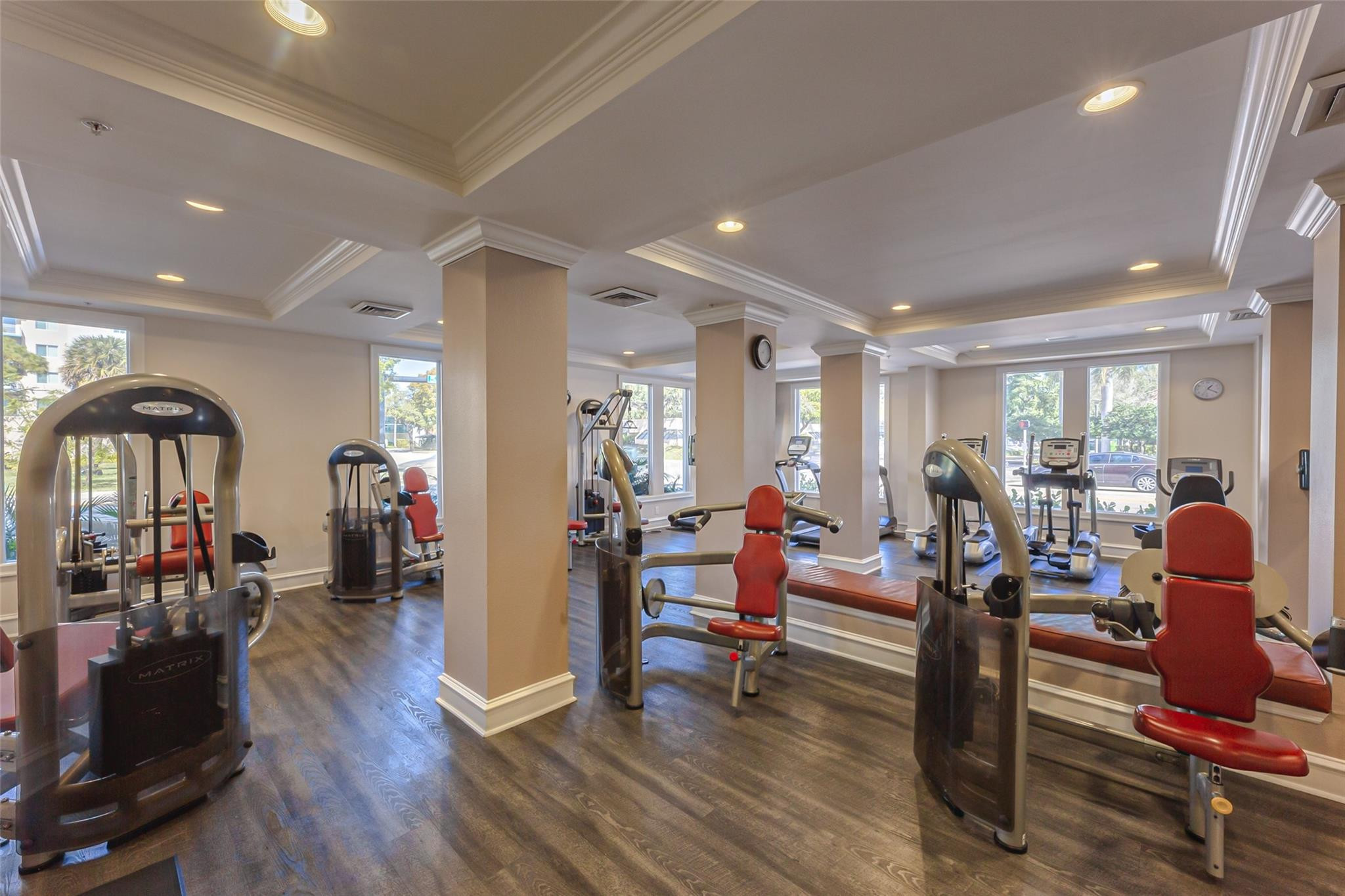 533 NE 3rd Ave 516